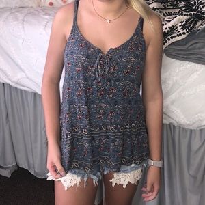 American Eagle Outfitters Floral Tank Top Size L